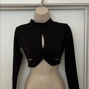 Solemio Black Long-Sleeve Twist Front Crop Top